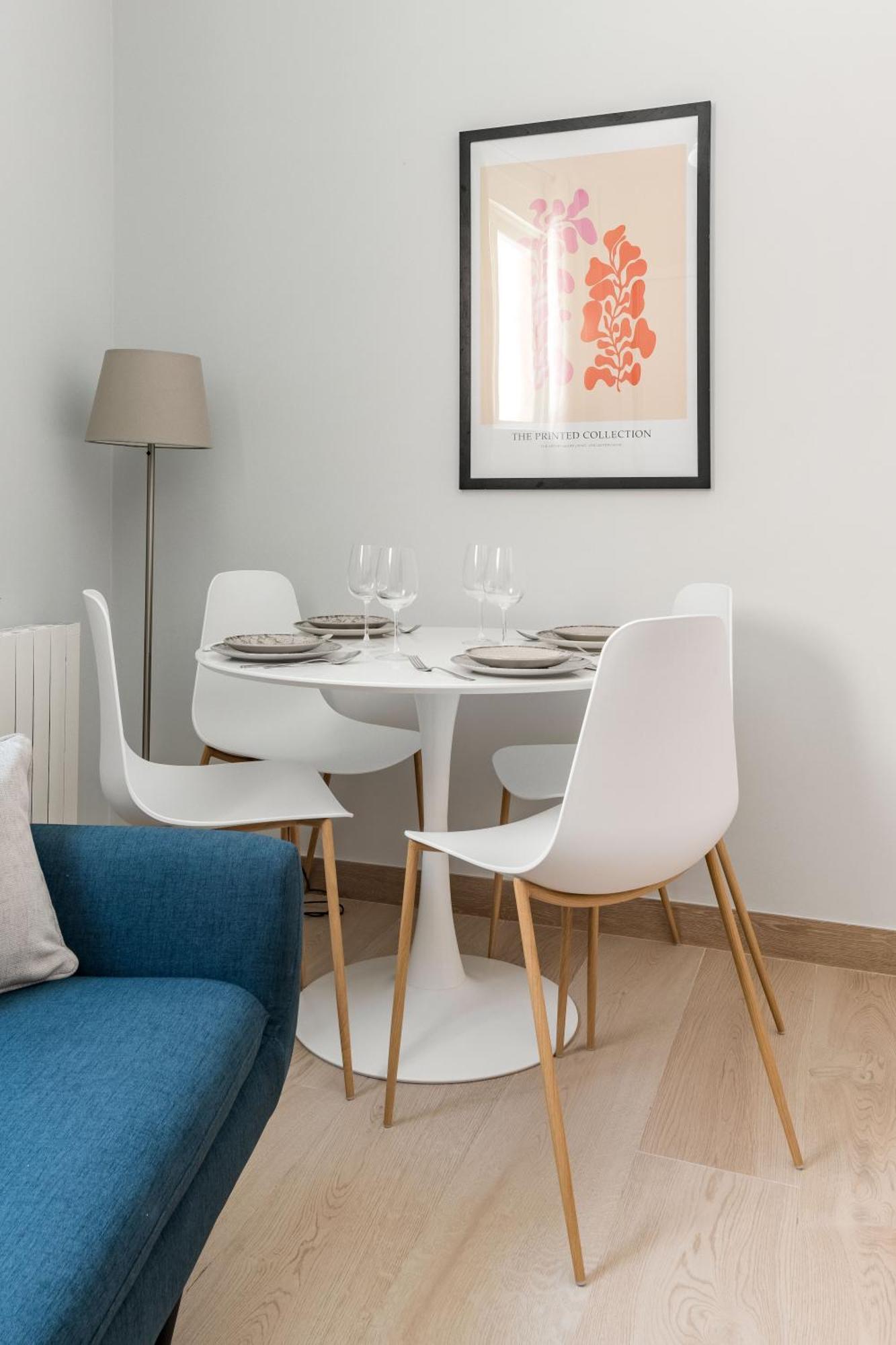 Charming Villa De Vallecas Madrid Luaran gambar